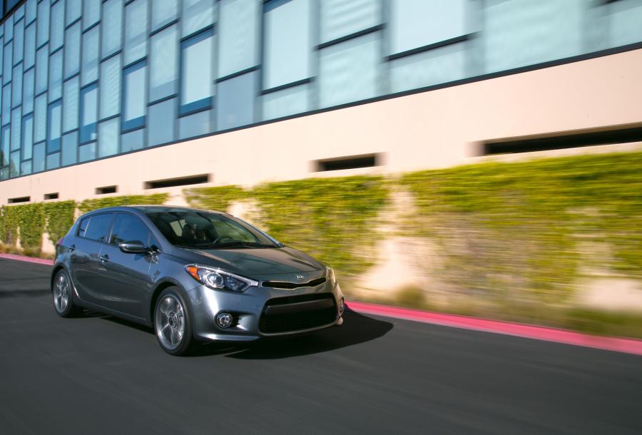  Kia Forte 2013 года  (фото 55 из 62)